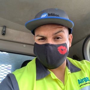 Meet your Posher, Peter